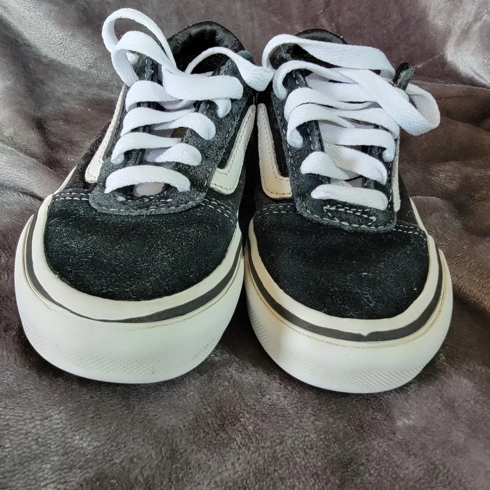 Vans Old Skool Sneakers Kids Size 11 Black Excellent Low Top Skate Shoes
